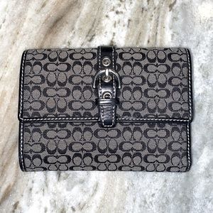 Coach little C buckle wallet